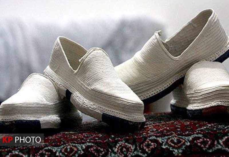 هنرمندان سنندجی ۳۰ میلیارد ریال تسهیلات دریافت کردند