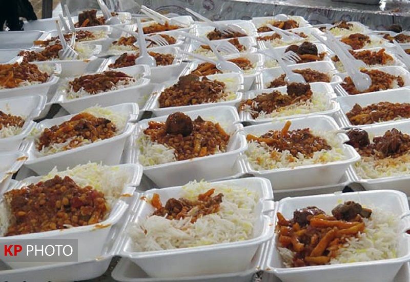 ۱۸۰ هزار پرس غذای گرم بین نیازمندان کردستان توزیع می‌شود