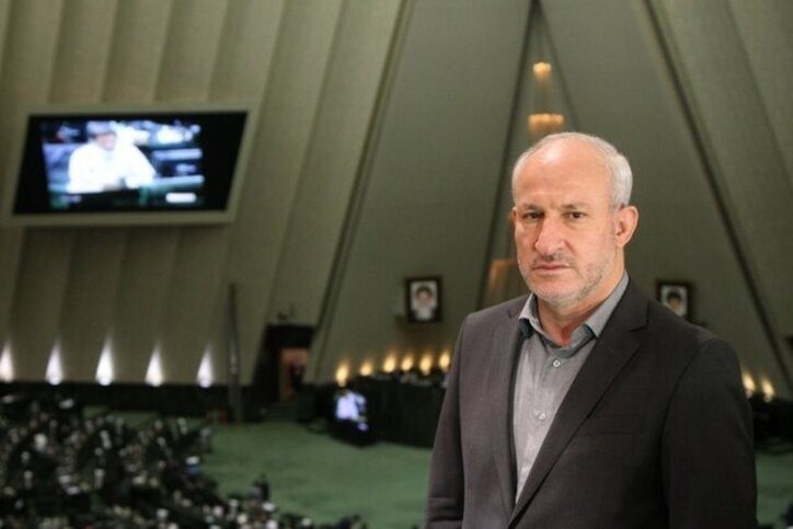 انتقاد رئیس مجمع نمایندگان استان ایلام از اجرایی نشدن قانون ۳ درصد شرکتهای نفتی