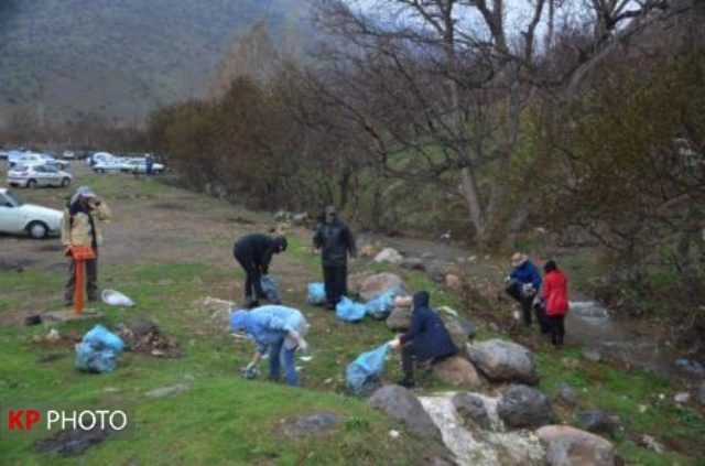 ١٠ تن زباله ماحصل روز  طبیعت در سردشت