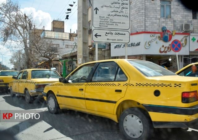 رانندگان تاکسی قروه روی دنده بی قانونی/شهروندان: چقدر تحمل؟!