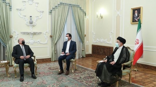 متاسفانه اقلیم  کردستان دچار غفلت‌هایی شده است ولی ایران تحرکات رژیم صهیونیستی را با دقت تحت نظر دارد و همکاری با این رژیم  قابل پنهان کردن نیست