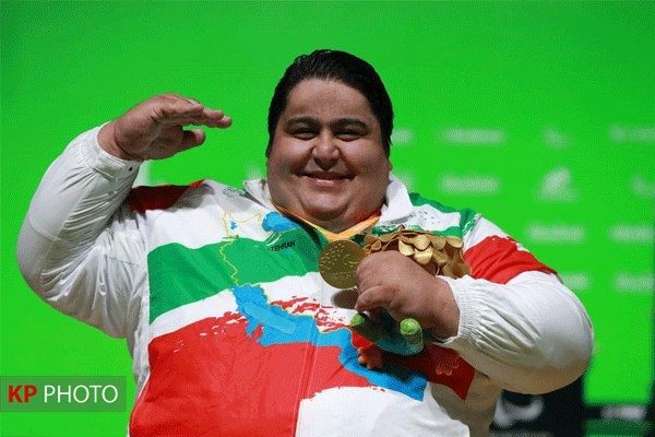 نام زنده یاد «سیامند رحمان» در جمع برترین صحنه های ورزشی قرن