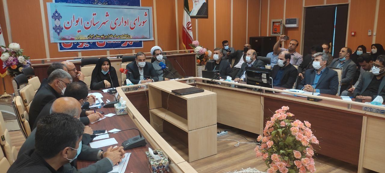 فعال سازی بازارچه های سه گانه ایلام در دستور کار است / خانه‌باغ‌ها در شهرک‌های صنعتی استان جمع آوری شوند