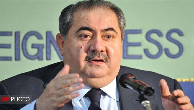 هۆشیار زێباری یەکینەکانی بەرخۆدانی شەنگال بە تیرۆریست ناو دەبات