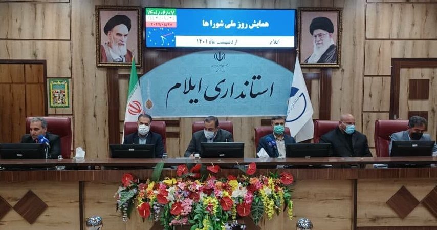 مشورت، هم آوایی و صدای واحد رمز موفقیت شوراها / ارتباط دائمی با مردم رسالت اصلی شورا