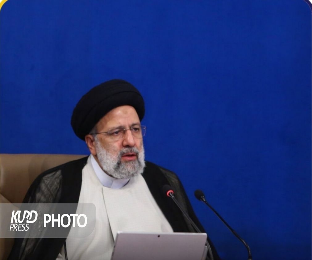 ٢٢ اردیبهشت، سالروز سفر رهبری به سنندج، «روز ملی کردستان» تعیین شود