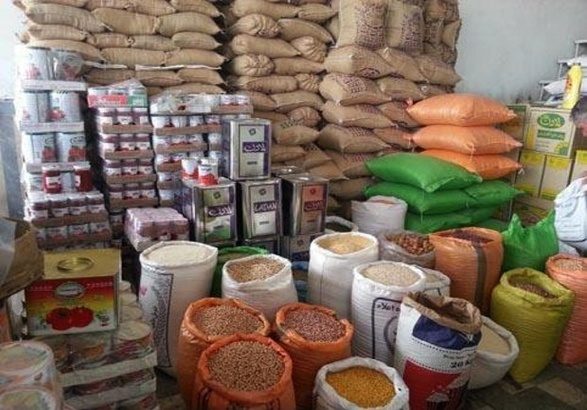کشف 8 تن مواد غذایی فاسد، در کنگاور
