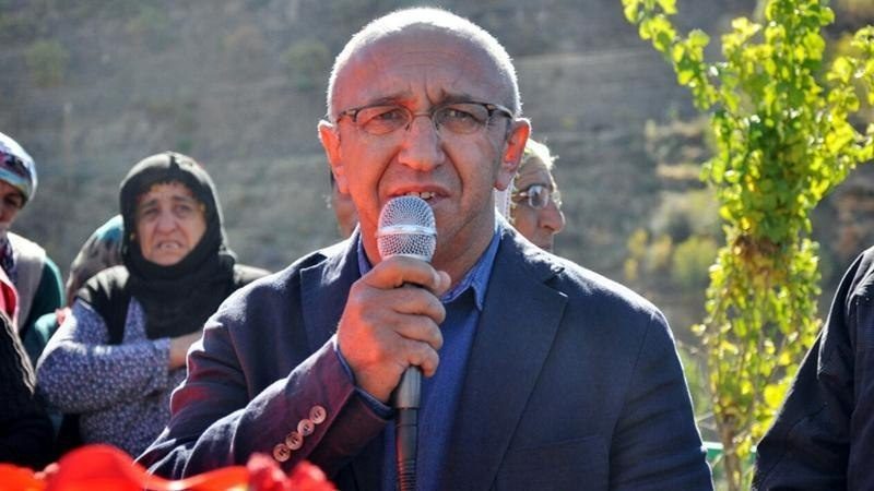 سلیمان سویلو اگر به دنبال تروریست می گردد به خودش نگاه کند