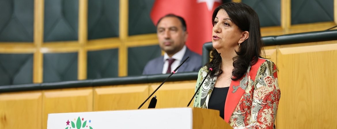 زبان کردی زنده خواهد ماند و اردوغان محکوم به نابودی است / سیاست حکومت ترکیه بر پایه کردستیزی است