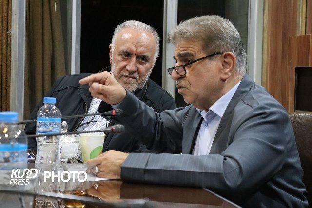 کلنگ زنی تکراری بزرگراه بوکان- میاندوآب/ مسکن مهر بوکان نامرغوب اند