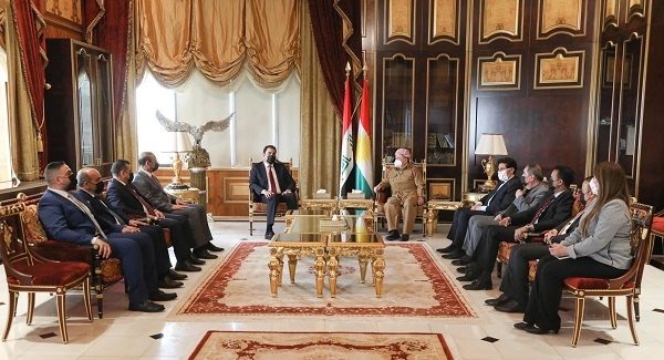 گفتگوی مسعود بارزانی با نمایندگان مستقل مجلس عراق دربارە خروج کشور از بن بست سیاسی
