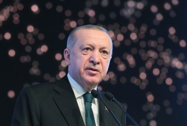 اردوغان: من نامزد ریاست جمهوری هستم، هر کسی جرأت دارد نامزد شود
