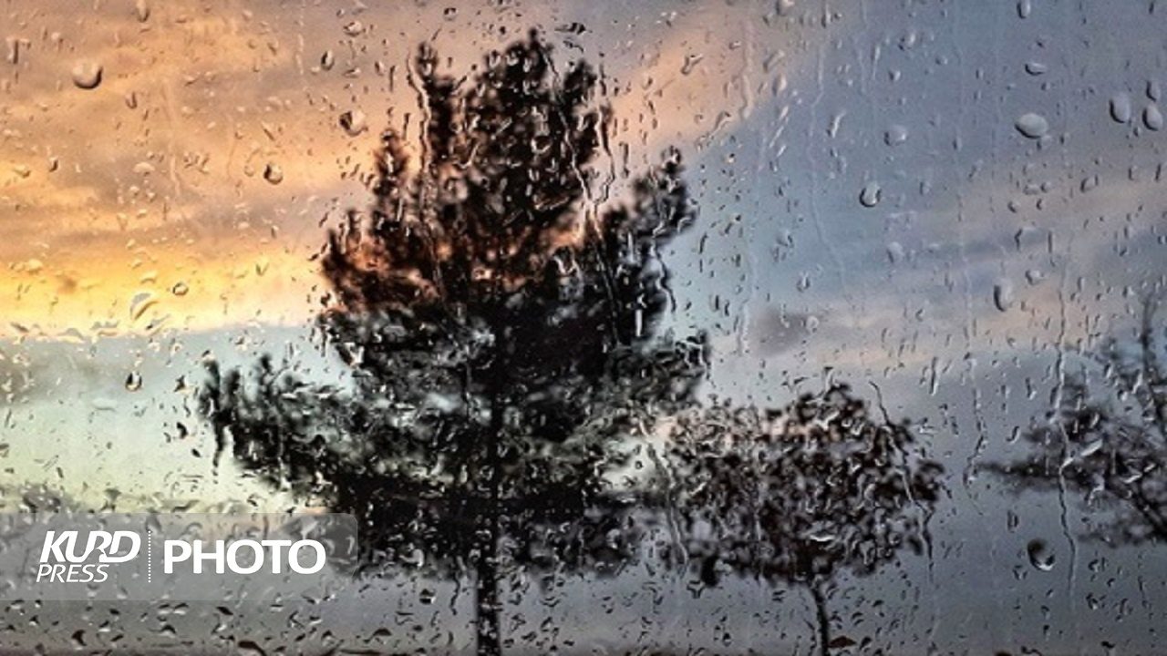 کاهش ١٢ درصدی بارش های بلند مدت در آذربایجان غربی