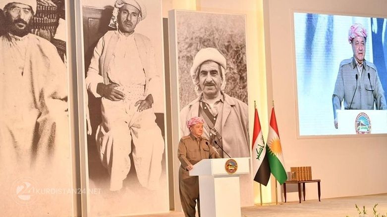 مەسعوود بارزانی: ئەگەر بەغدا نیەتی رێکەوتنی هەبێت، دەستور حاکم بێت