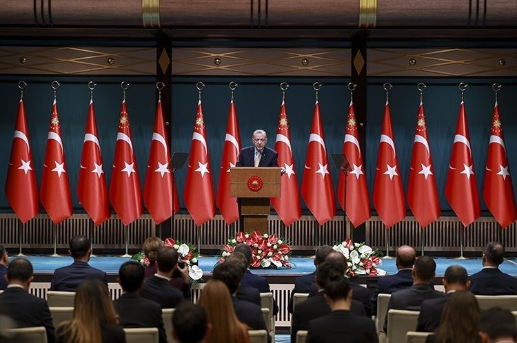 ئەردۆغان: پاش تەواو بوونی ئامادەکارییەکان هێرش دەکەینە سەر سووریا
