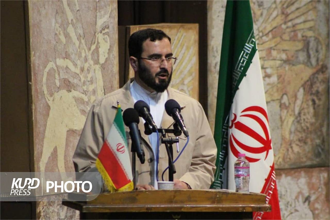 زبان، ادب و فرهنگ کردی یکی از صفحات پرافتخار میراث ایرانی است