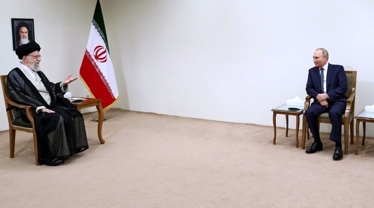 آمریکایی‌ها از منطقه شرق فرات در سوریه باید بیرون رانده شوند/ پوتین: سیاست های ایران و روسیه در قبال سوریه منطبق است