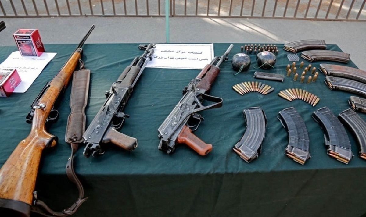 کشف ۸۱ قبضه سلاح جنگی و شکاری در ایلام