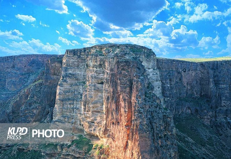 شهرستان بیجار ظرفیت‌های مناسبی برای سرمایه‌گذاری در بخش گردشگری دارد
