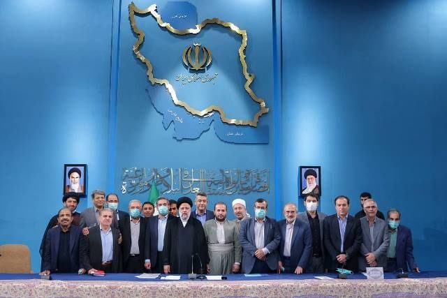 تبعیض مثبت برای مناطق اهل سنت، مرزی و محروم از رییس جمهور درخواست شد