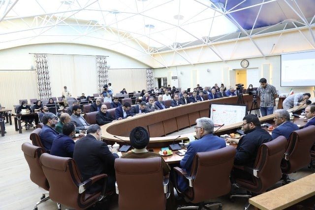 تعلیق ٣٣٦ کارت بازرگانی در آذربایجان غربی/ انتقاد از عملکرد بانک ها در قبال تولیدکنندگان