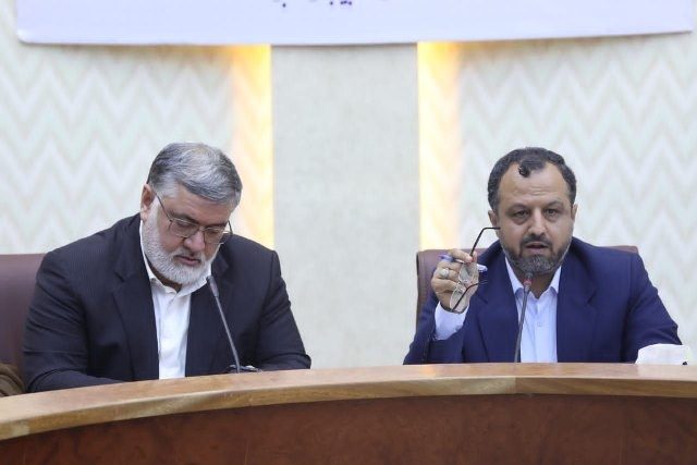 وزیر اقتصاد و دارایی: دولت به سمت تولید و صادرات سوق یافته است