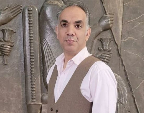 نگاهی به ادبیات کودک و نوجوان در اسلام آباد غرب / دکتر مرتضی هادیان