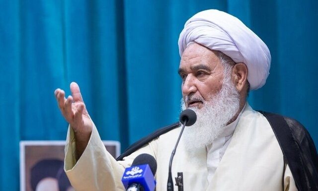 انقلاب اسلامی مانند کوه بیستون، پابرجا است