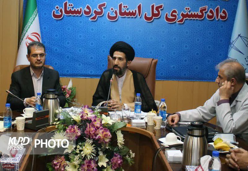 منافع معدن طلای زرکوه قروه باید به مردم کردستان نیز برسد