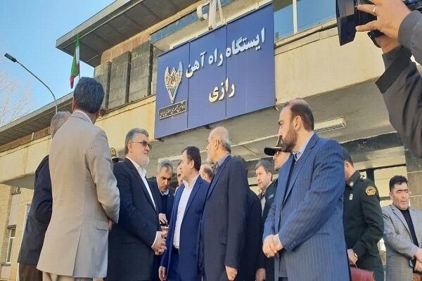 وزیر کشور وارد آذربایجان غربی شد