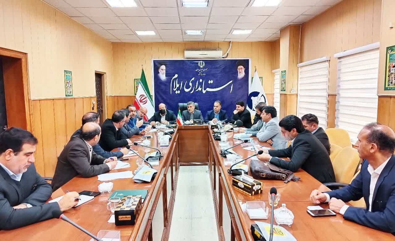 مرزنشینان ایلام باید از ظرفیتهای مرز بهره مند شوند