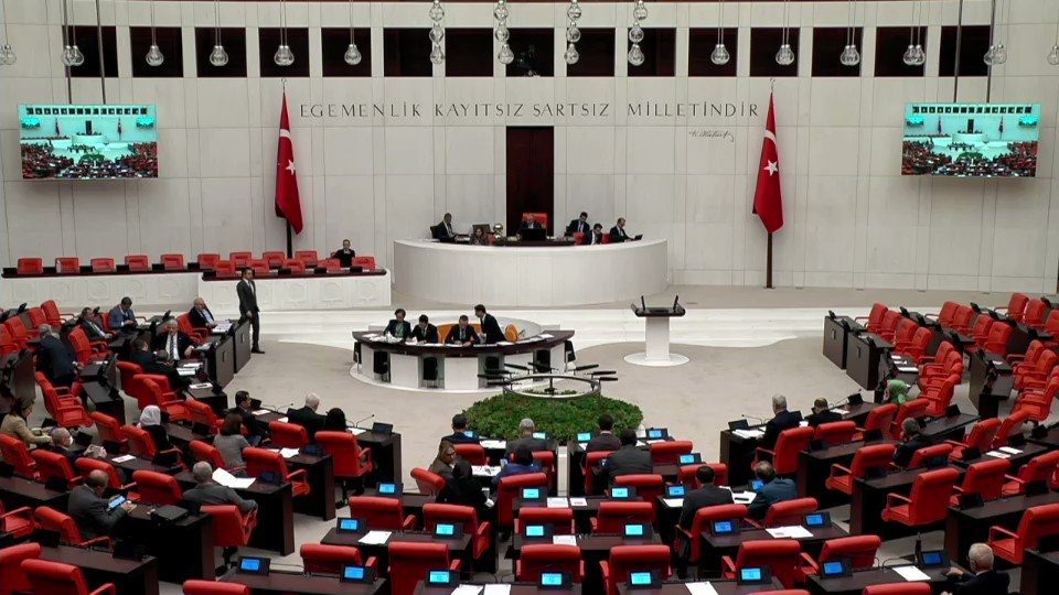 HDP طرح تحقیق درباره ساختار مافیایی دولت را به مجلس ترکیه داد