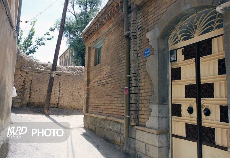 محلات تاریخی سنندج با رویکرد خلق مکان های گردشگرپذیر بازآفرینی می شود