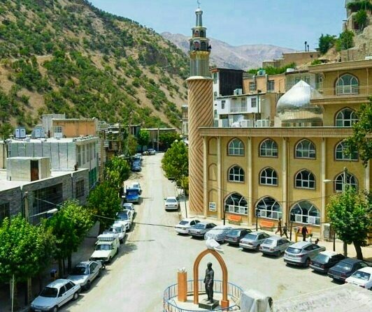 شهرداری با سرمایه‌گذاری های مناسب به درآمد پایدار رسیده است