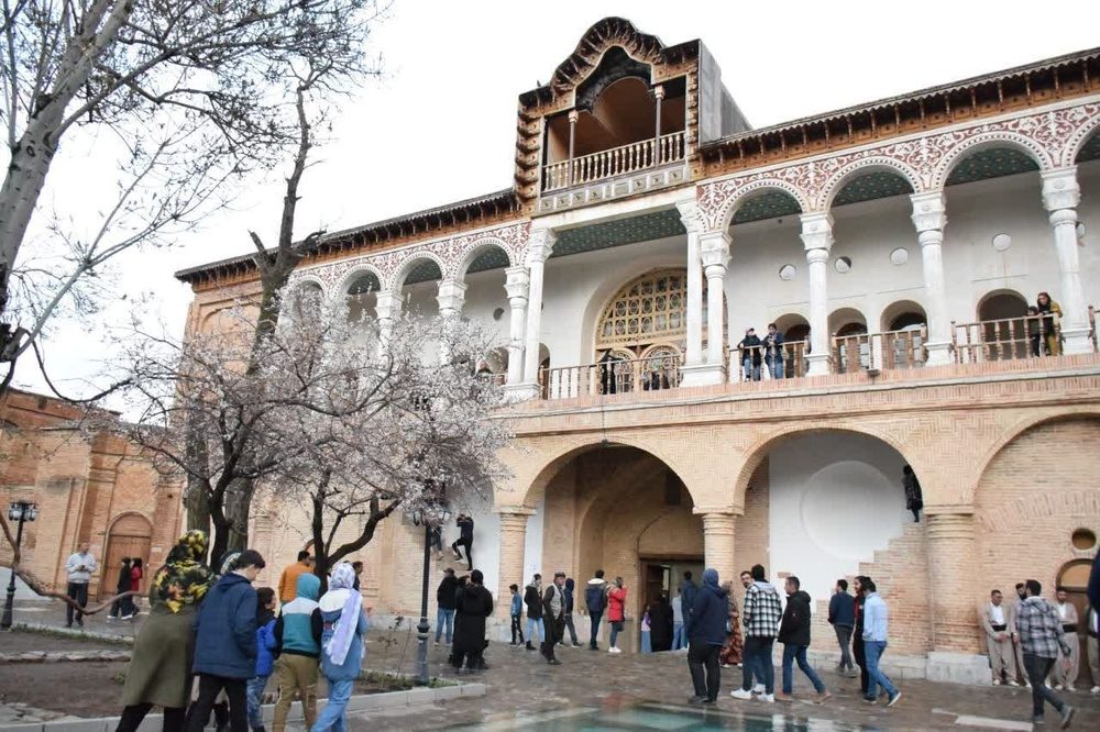 یک میلیون و ۸۷۱ مسافر نوروزی از جاذبه های تاریخی کردستان بازدید کردند