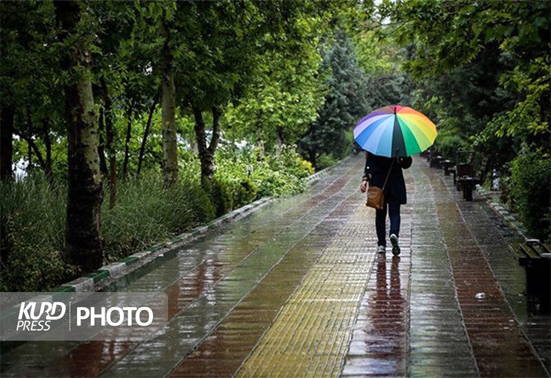 آسمان کردستان ناپایدار می شود؛ رگبار و باد شدید در راه است
