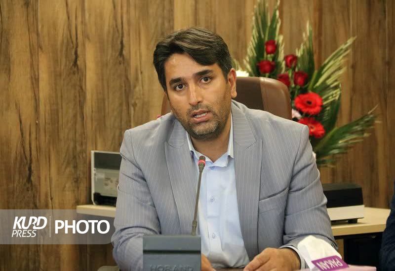مشارکت ۱۳۲۵ هنرمند و ورزشکار در ویژه برنامه های هفته سنه