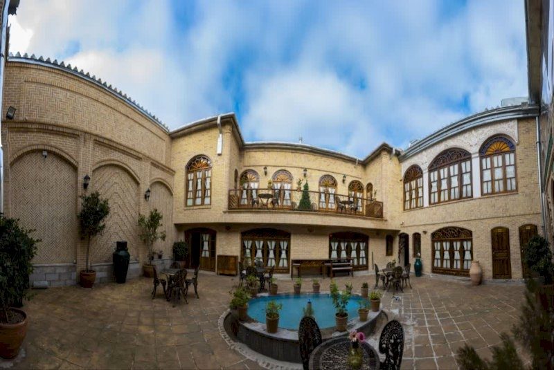 هتل بوتیک‌ها فصلی نوین در صنعت گردشگری / علیرضا مرادی‌ بیستونی