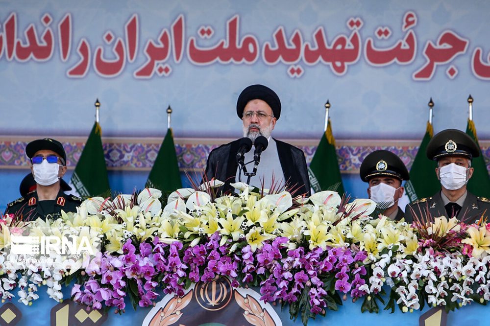 آمریکایی ها منطقه را ترک کنند/ کوچکترین حرکت علیه ایران پاسخ سختی در پی دارد