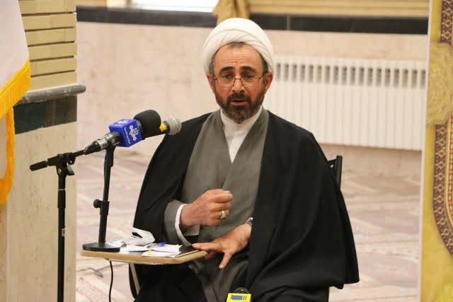 فرهنگ اربعین باید به دنیا معرفی شود / اربعین فصل بیداری مسلمانان
