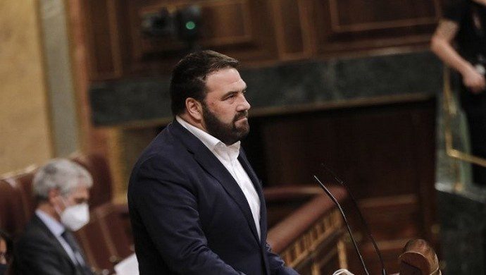 بازداشت دو عضو هیأت اسپانیایی نظارت بر انتخابات در سیرت