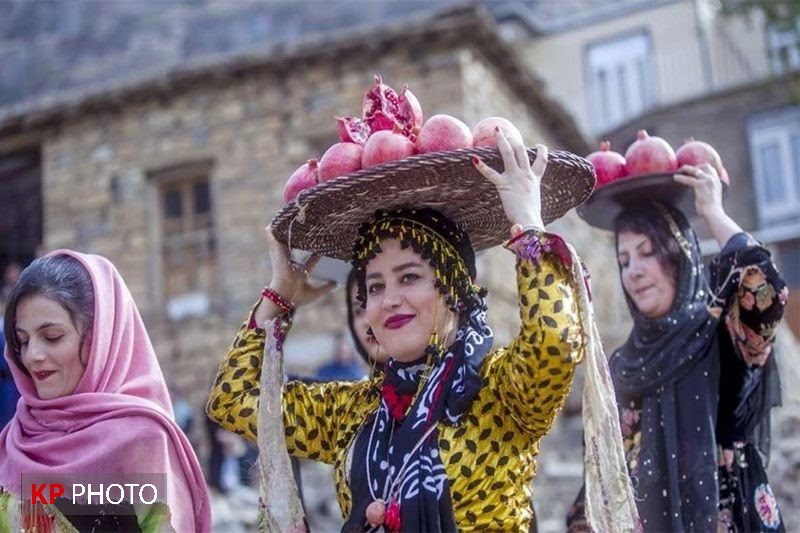 جشن انار پاوه؛ سرخ‌ترین آیین پاییز و محرک گردشگری و اقتصاد منطقه / میلاد عطایی