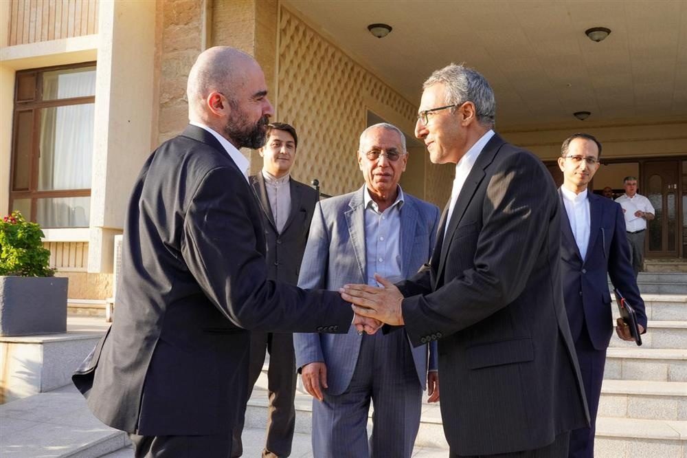 سەرۆکی یەکێتیی نیشتمانی و کونسوڵی ئێران لە سلێمانی، کۆ بوونەوە