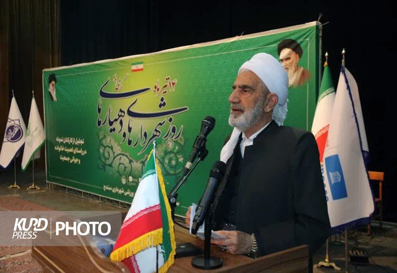 امام جمعه سنندج: شهروندان از توسعه عمران شهری در سنندج رضایت دارند