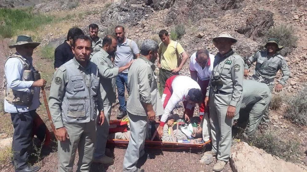 نجات یک محیط‌بان از ارتفاعات مرکان خوی
