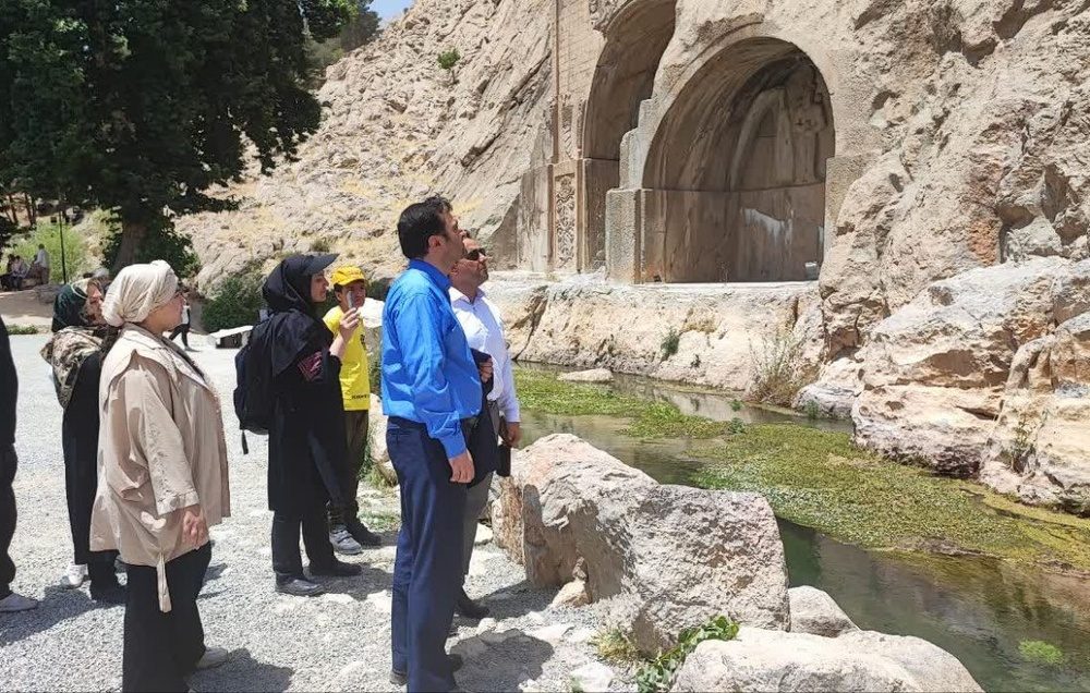 بازدید ۸۲هزار گردشگر از تاق‌بستان