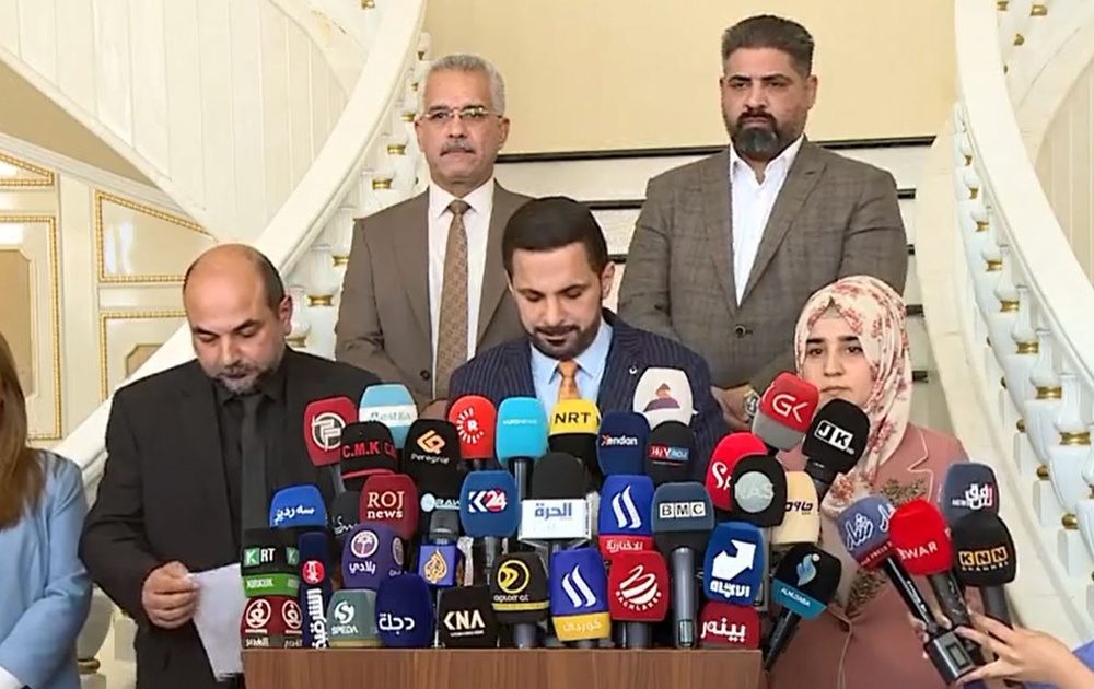 ائتلاف جنبش نسل نو و جنبش امتداد منحل شد