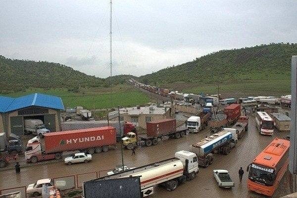تداوم صادرات ۱۳۳ هزار تنی کالا از گمرکات کردستان در فروردین