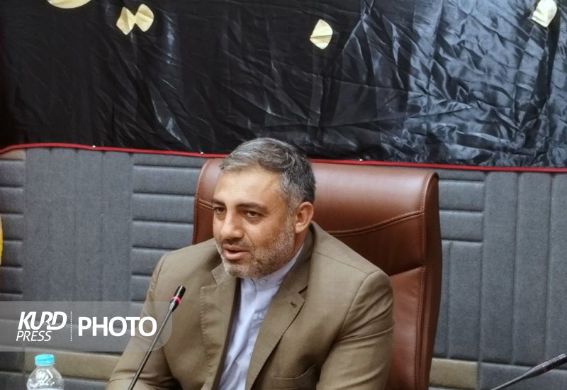 نوری: شایعه افزایش قیمت نان در کردستان واقعیت ندارد/شهروندان تخلف را به تعزیرات گزارش دهند